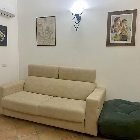 Looney Tunes Home Olbia Exteriér fotografie